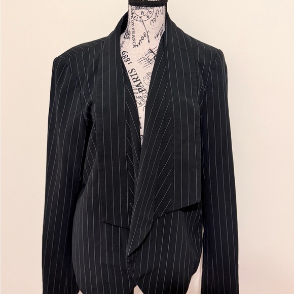 Calvin Klein Black Pinstripe Blazer Size Large - Picture 2 of 5